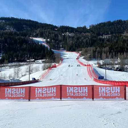 Feriehus Lovely, New Apartment At Kvitfjell With Ski-In Out *